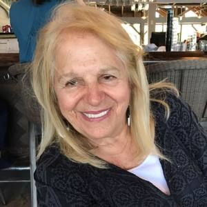 Meet your Posher, Carol